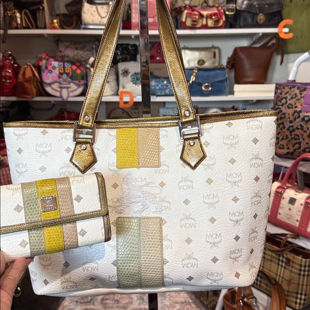 MCM Visetos Princess Lion Tote with a matching Wallet MM size